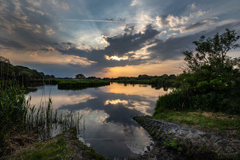 Abendstimmung / Abendstimmung an einem Teich Nordwestlich von Braunschweig