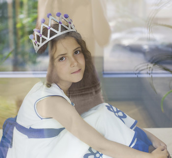 принцесса / маленькая принцесса за окном