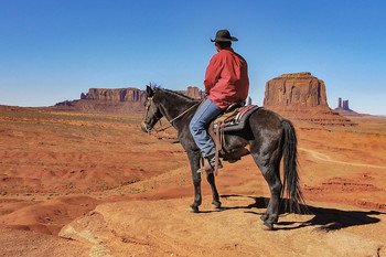 &quot;Ковбой Мальборо&quot; / &quot;Cowboy Marlboro&quot;. Долина Монументов (Monument Valley)