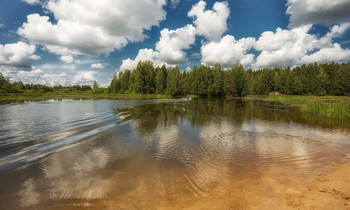 Река, облака / Россия, Костромская область