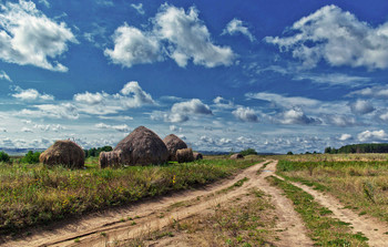 По проселочной дороге.... / ====