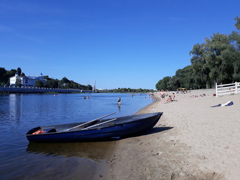 Последний день лета / Вот и лето прошло, словно и не бывало...