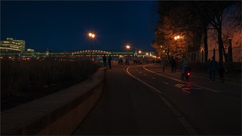 Вечер на Пушкинской набережной / ***