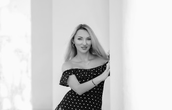 Алена / Истинная женщина не волнуется, а волнует