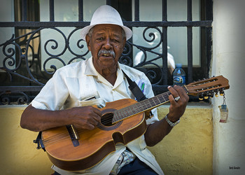 Музыкант / Фотография из серии &quot;Куба-остров свободы&quot;