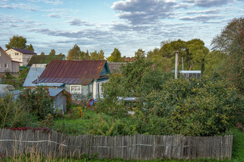 "Зазаборье". / Конаково, окраина города.