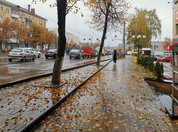 В нашем городе дождь... / Октябрь...