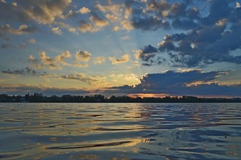 Закат в стиле Инь и Янь / Петербург Шувалово. Май