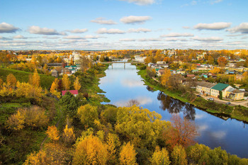 Торжок / Вид с высоты Свечной башни Новоторжского Борисоглебского мужского монастыря