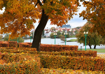 Осень в городе / На берегу реки Свислочь открывается великолепная панорама на Минск