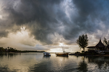 Закат на Маврикии / о.Маврикий