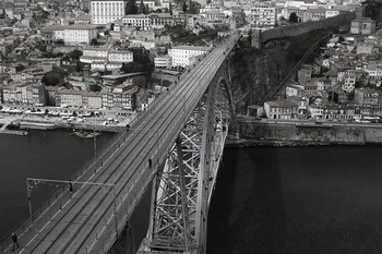 Пространственная композиция / Мост Луиса I, Порту, Португалия.