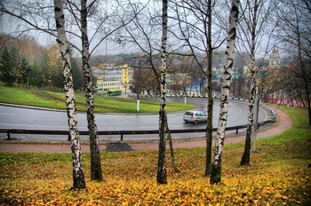 Утро в ноябре / Город