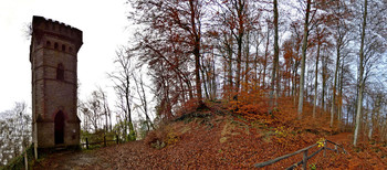 &nbsp; / der Rodeneckturm am Ziegenberg über Höxter