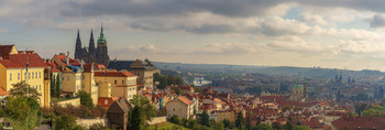 Вид на Прагу от Страговсого монастыря. / ***
