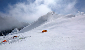 Лагерь на Большом Берельском Седле / Алтай. Катунский хребет. Июль