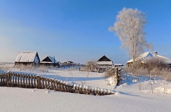 Окраина / Томская область. Село.