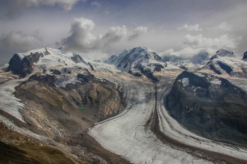 Пеннинские Альпы / Массив Монте-Роза, самая высокая вершина Швейцарии Дюфуршпитце 4634 метра, ледник Гренцглетчер
