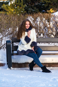 Модель Юлия из фотоальбома &quot;В зимнем парке&quot; / Без описания