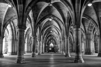&nbsp; / Black and white shot of the cloisters at Glasgow University.