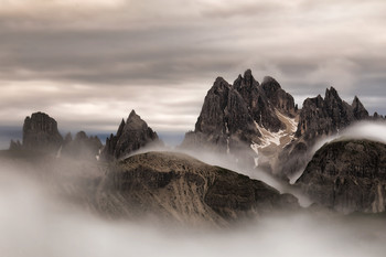 &nbsp; / The Cadini di Misurina are a mountainous group of the eastern Dolomites in the province of Belluno. They lie west of Auronzo di Cadore, north-east of Cortina d'Ampezzo and south of Dobbiaco, in a position overlooking the lake of Misurina. The highest peak is the Cima Cadin di San Lucano (2,839 m s.l.m.). They are part of the subsection Dolomiti di Sesto, of Braies and d'Ampezzo and belong to the municipality of Auronzo di Cadore. The term Cadini derives from the Cadore Ciadìn (Ciadìs in the plural) that can be translated into valleys, of which the chain is full and makes the whole of the peaks a labyrinth.