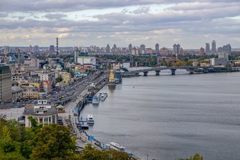 Киев - вид с нового моста / -----