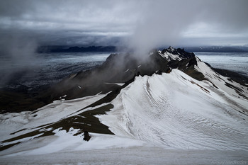 Blátindur / Исландия
На горе Блаутиндур, 1177м. Скафтафетль.
это было захватывающие дикое соло восхождение без троп
