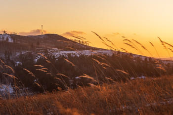 Ветреный закат / без