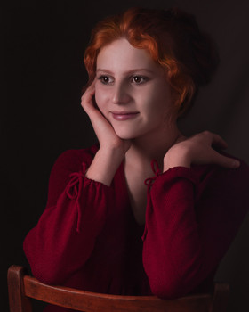 &quot;Земине&quot; / На снимке рыжеволосая красавица Земине, представительница Крымско-татарского народа. Портрет был снят зимой 2019 года.