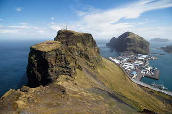 Птичья скала / архипелаг Вестманнаэйяр, Исландия