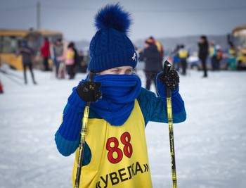 вера в победу... / лыжные соревнования....