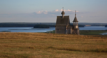 Слети к нам тихий вечер / Часовня Николая Чудотворца, деревня Вершинино, Кенозерский национальный парк.