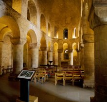 The Chapel Royal of St. Peter ad Vincula / Внутреннее помещение Tower of London
3 вертикальных кадра
