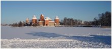 Замок в снегу. / Тракай. Литва.