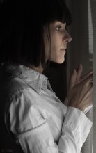  / Кусок серии про инопланетян :-).
Домашняя съемка, неестественный свет :-). Попытался сделать “рекламную” постобработку - максимум гламуру на квадратный сэмэ.