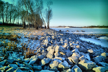&nbsp; / река зимой
