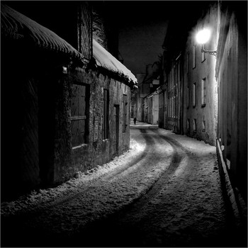 Городская-зимняя ... / Для зимы редкое явление - снег ...