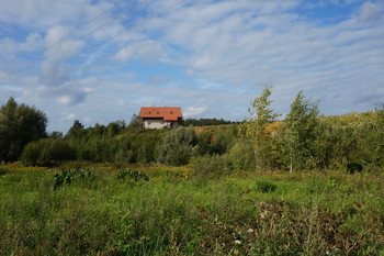 Одинокое здание / Luszhki-village, Istra-district, Moscow region, Russia