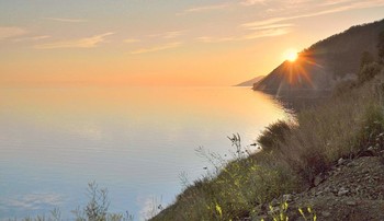 Восход солнца на Байкале / Летний восход солнца на Байкале