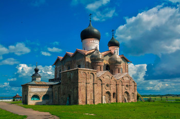 по Руси (Свято-Троицкий храм) / лето, Новгородская область, Клопский монастырь, Свято-Троицкий храм.