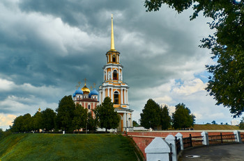 Рязанский кремль. Колокольня / Рязанский кремль. Колокольня