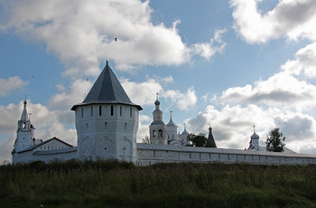У стен Спасо-Прилуцкого монастыря / Вологда, Спасо-Прилуцкий монастырь.