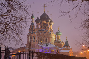 Храм Троицы Живоначальной в Останкине / вечер, Москва, Храм Троицы Живоначальной в Останкине