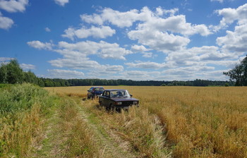 Охотники / http://wikimapia.org/#lang=ru&amp;lat=56.235122&amp;lon=34.904380&amp;z=15&amp;m=ys