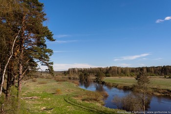 В долине Тьмы / В долине Тьмы
