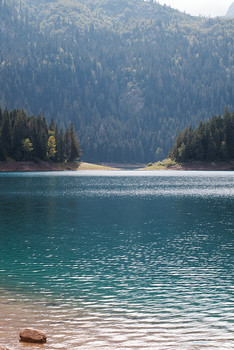 .=\ / камень, озеро, гора