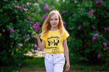 Цветок сирени / модель Полина Верещагина