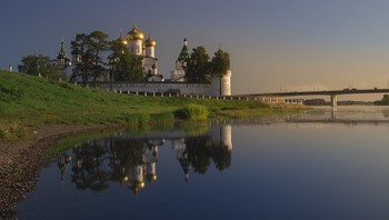 На рассвете / г.Кострома,Ипатьевский монастырь