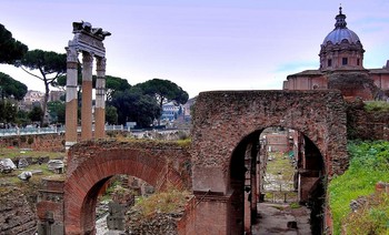 Археологические раскопки в центре Рима / Археологические раскопки в центре Рима