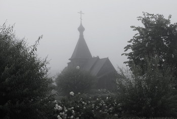 Утро у храма . / Александро-Невская церковь , Витебск .